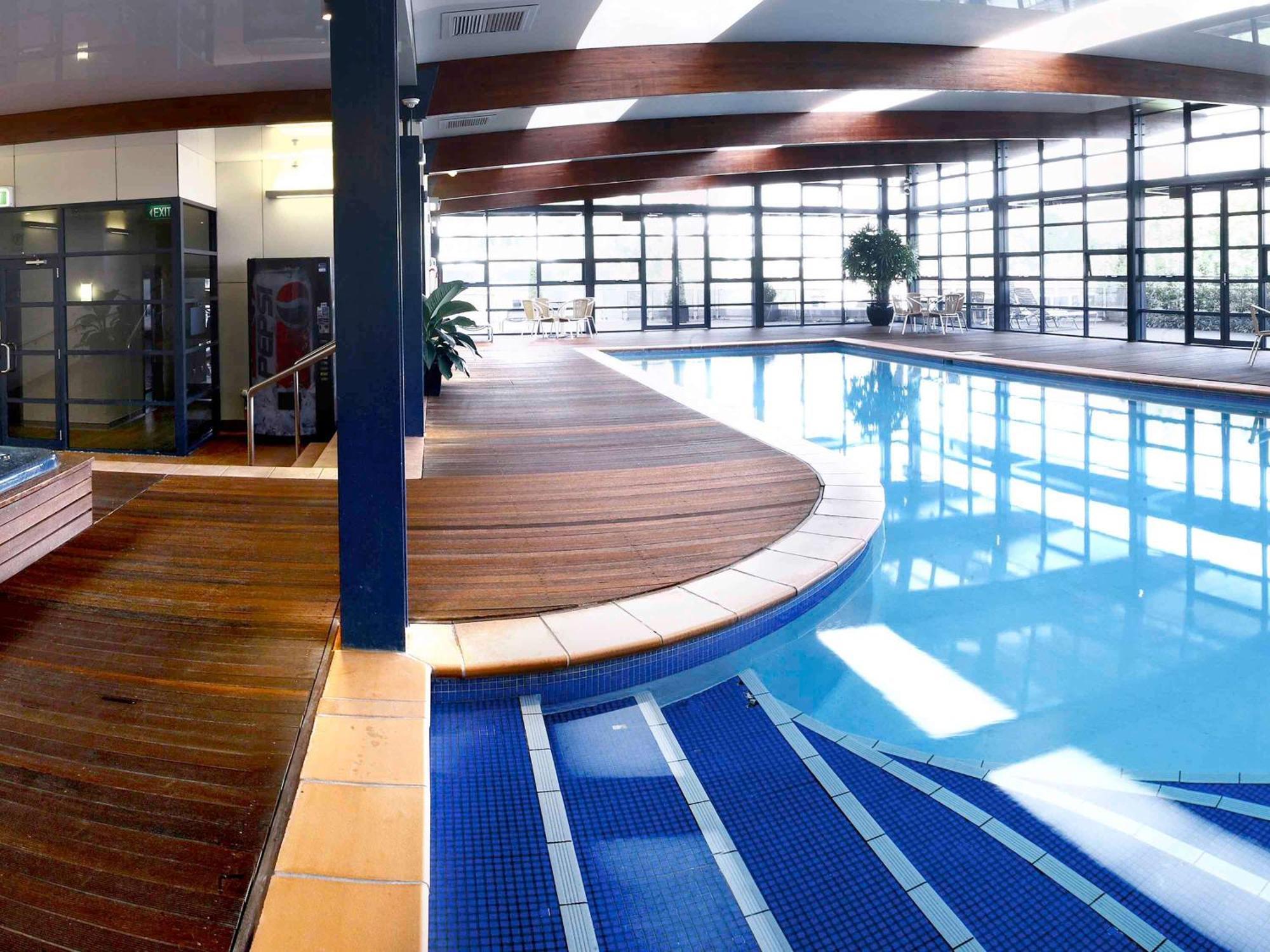 Novotel Canberra Eksteriør bilde