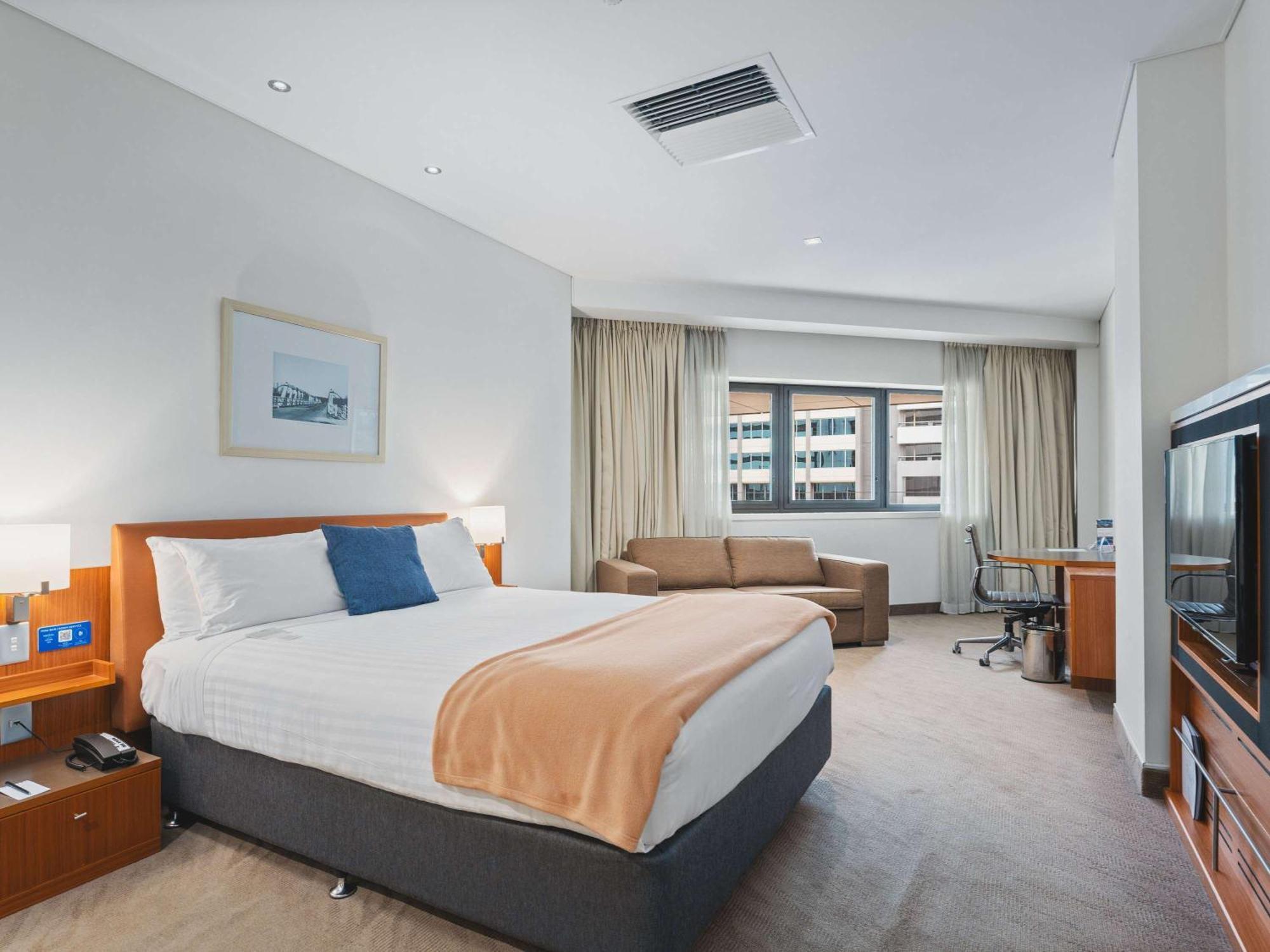 Novotel Canberra Eksteriør bilde
