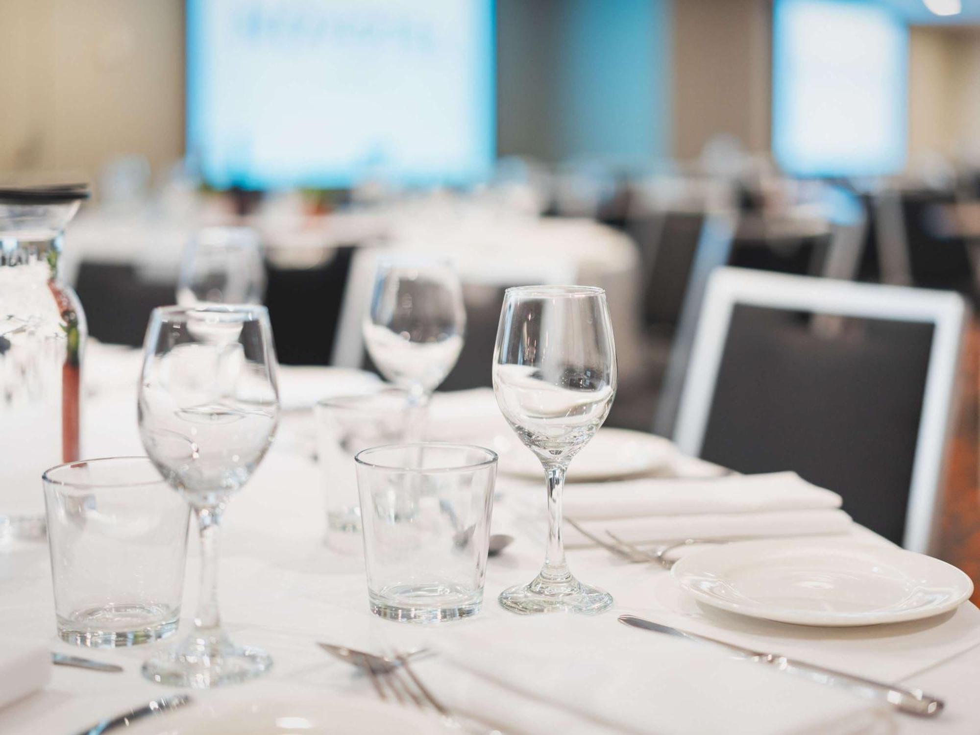 Novotel Canberra Eksteriør bilde